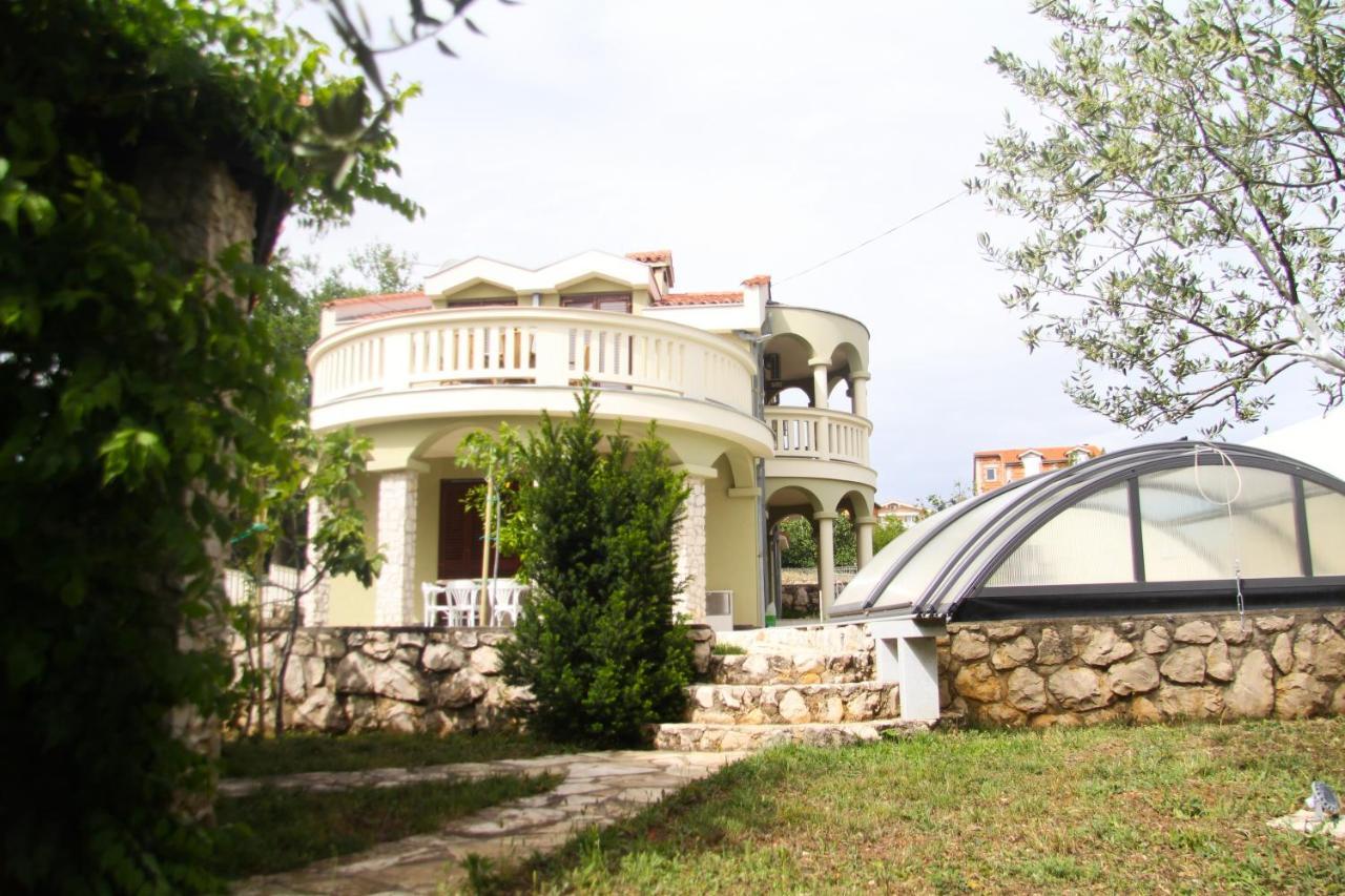 Вилла Lusi House Свети-Филип-и-Яков Экстерьер фото