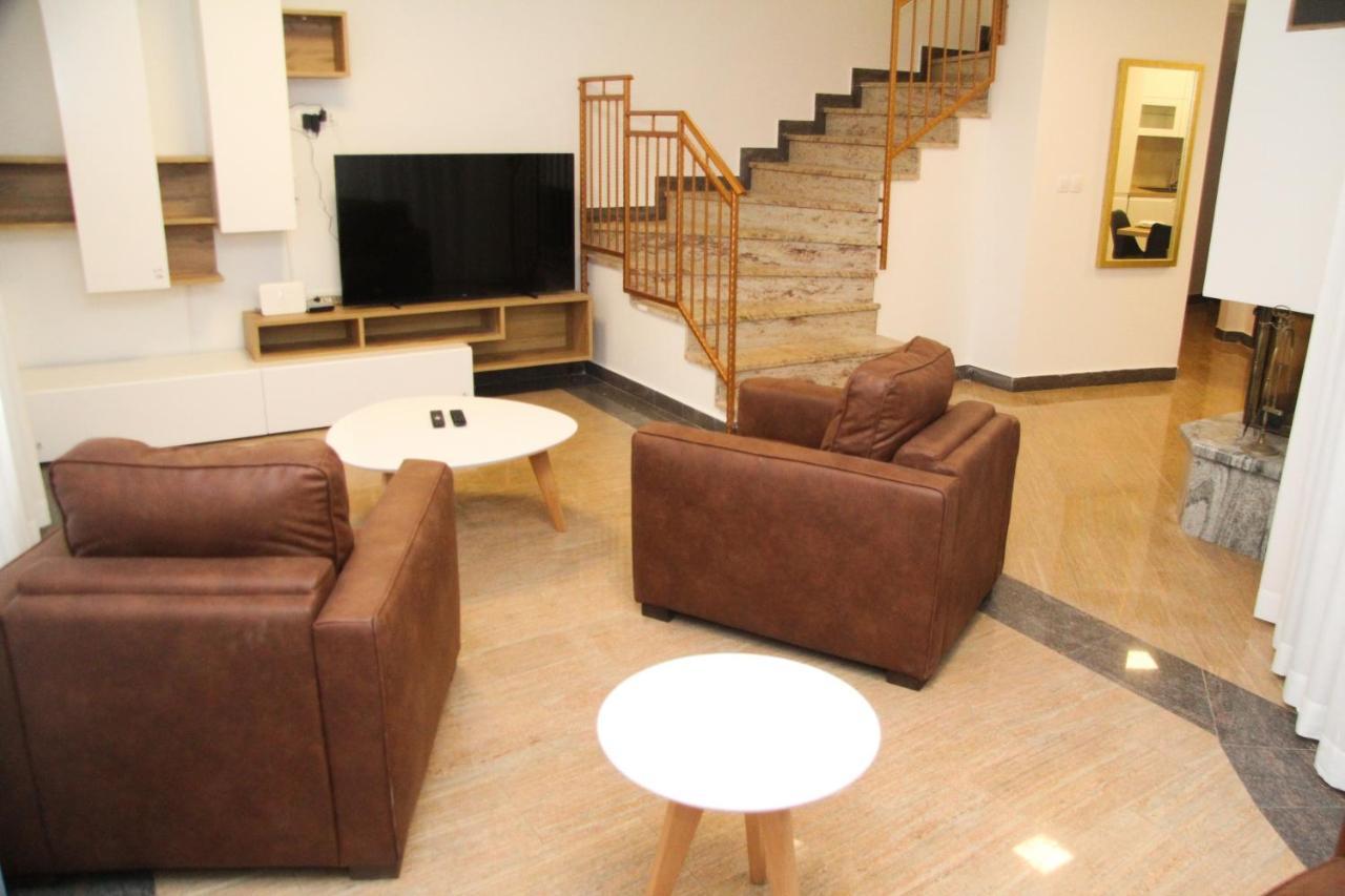 Вилла Lusi House Свети-Филип-и-Яков Экстерьер фото