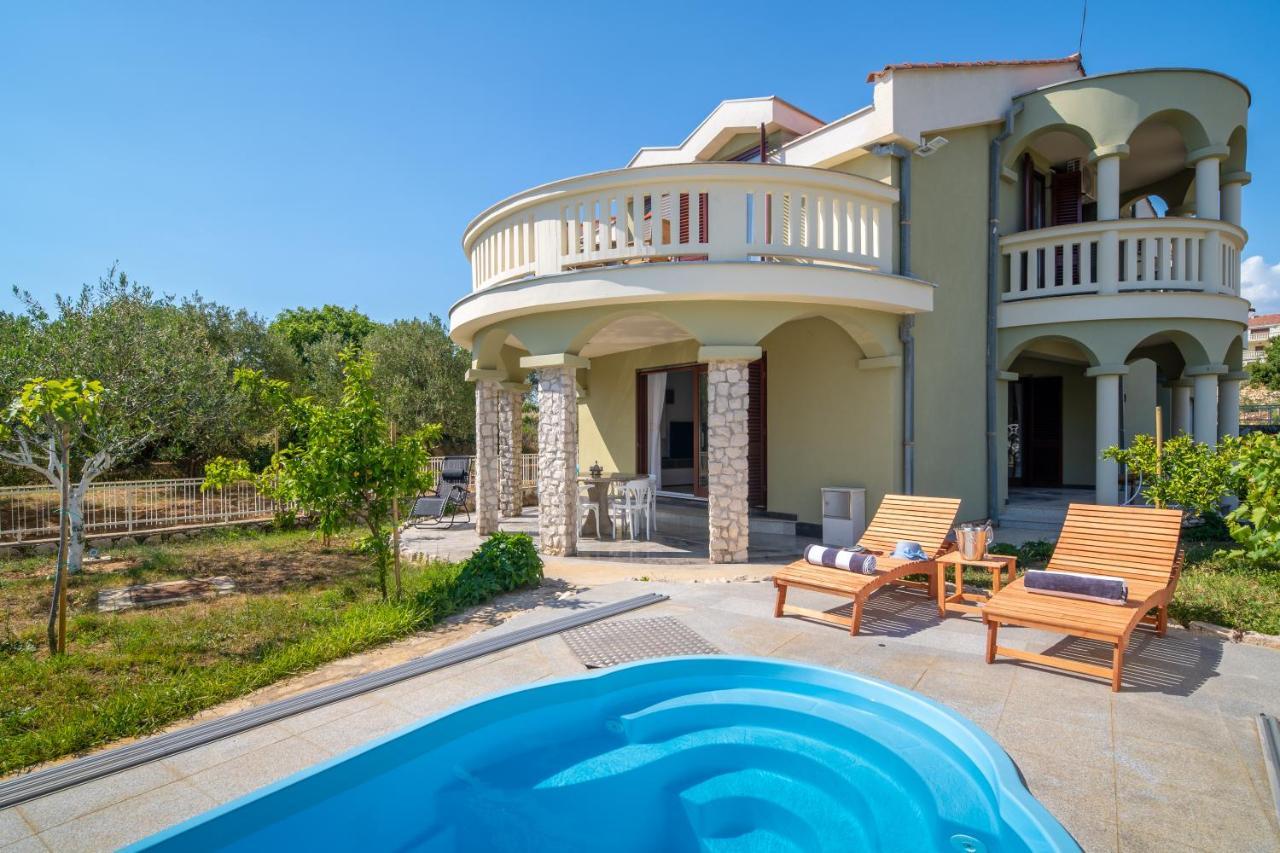 Вилла Lusi House Свети-Филип-и-Яков Экстерьер фото