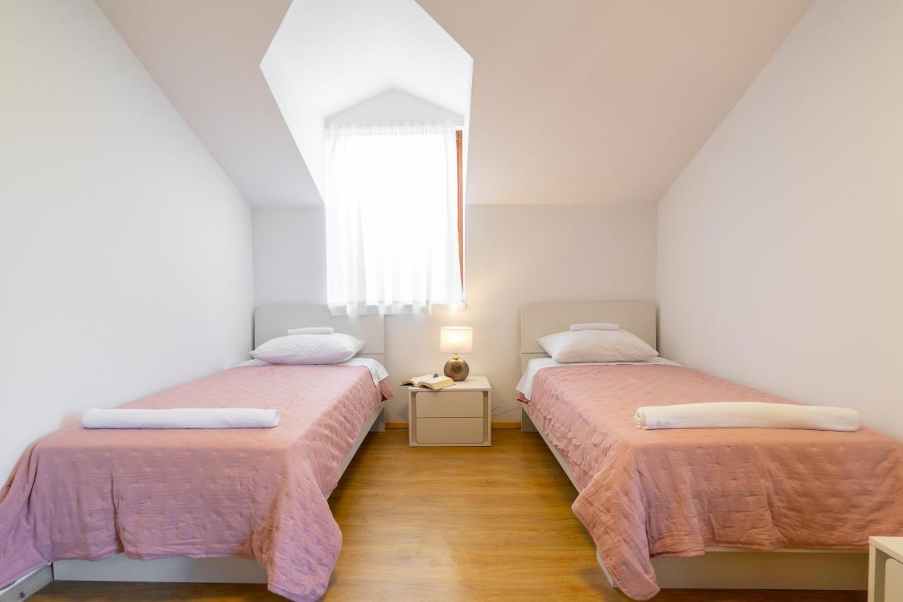 Вилла Lusi House Свети-Филип-и-Яков Экстерьер фото